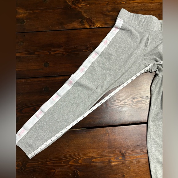 Nike Ultra Femme High Rise Leggings Gray Women’s Size Medium Yoga Athletic Gym - Picture 9 of 11